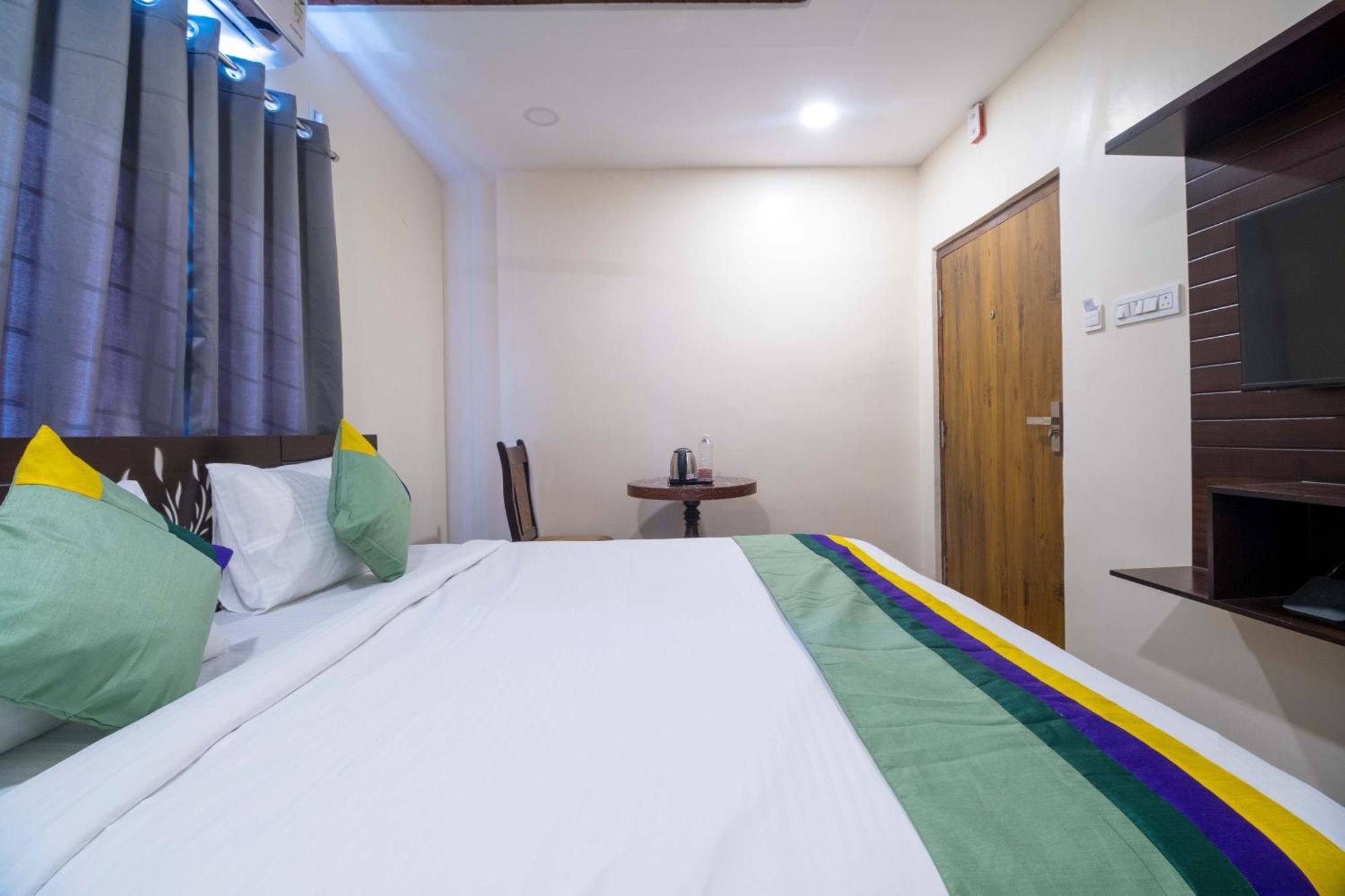 Treebo The Address Inn Mehdipatnam Hyderabad Exterior photo